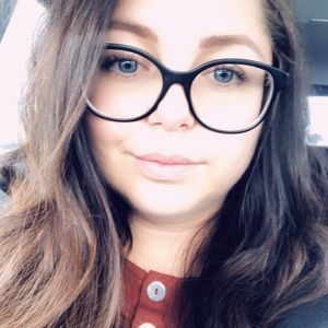 Meet your Posher, Kyra